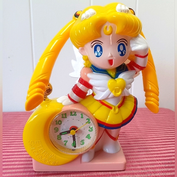 Vintage Sailor Moon Alarm Clock - Picture 4 of 10